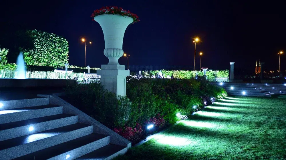 Modern Driveway Lighting Solutions